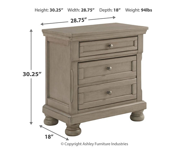 Lettner California King Panel Bed with Mirrored Dresser, Chest and Nightstand