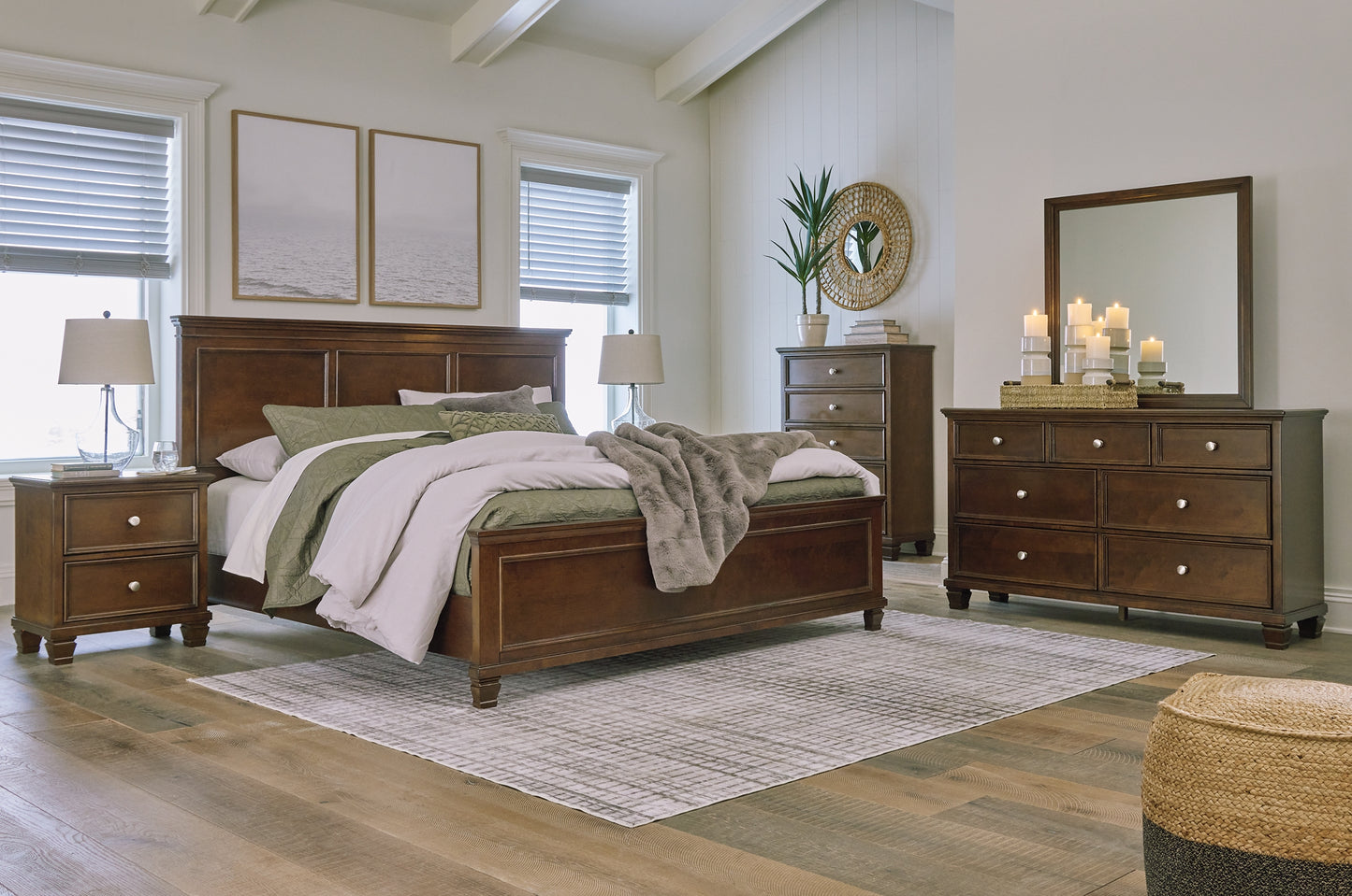 Danabrin California King Panel Bed with Mirrored Dresser and Nightstand