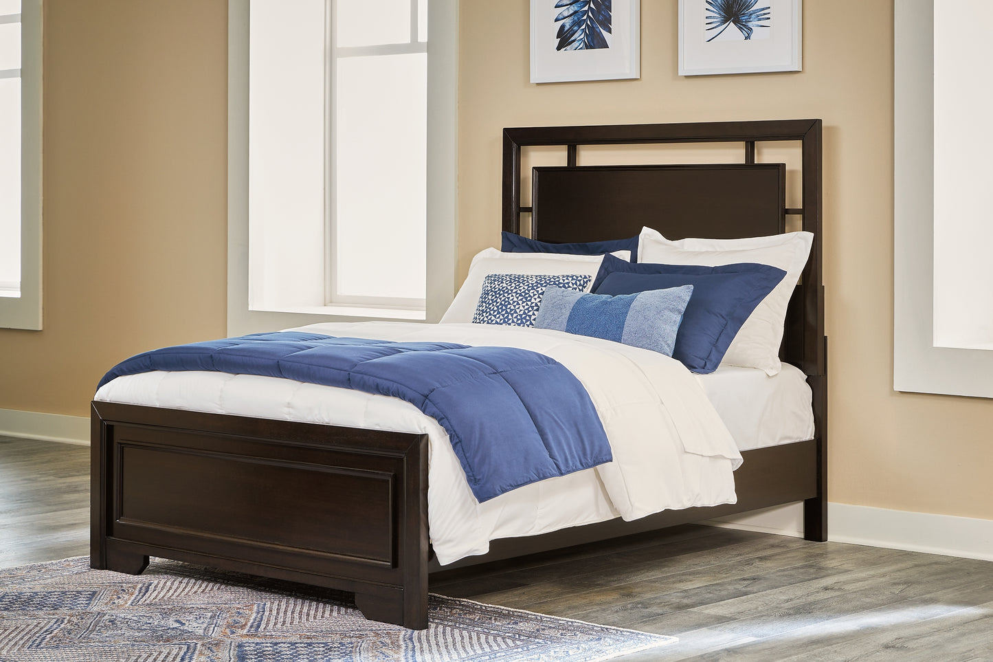 Covetown Full Panel Bed with Dresser