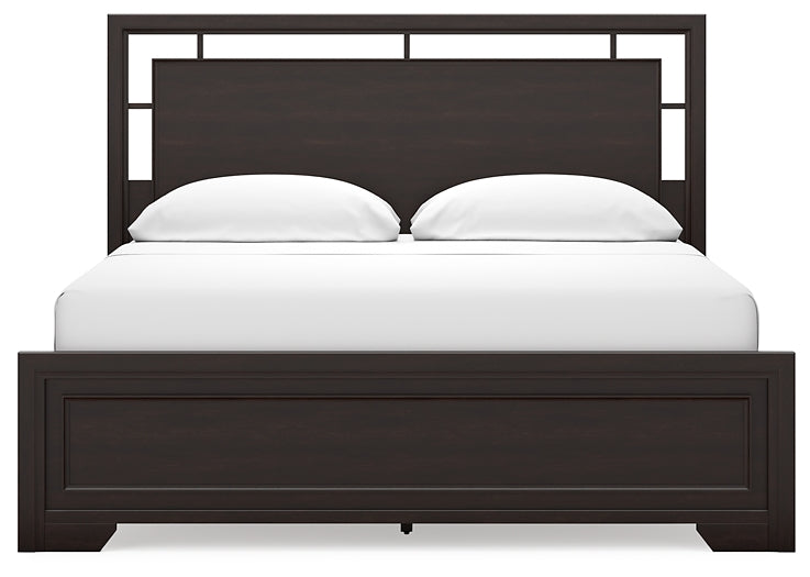 Covetown California King Panel Bed with Mirrored Dresser, Chest and 2 Nightstands