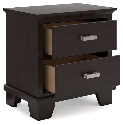 Covetown Full Panel Bed with Dresser and Nightstand