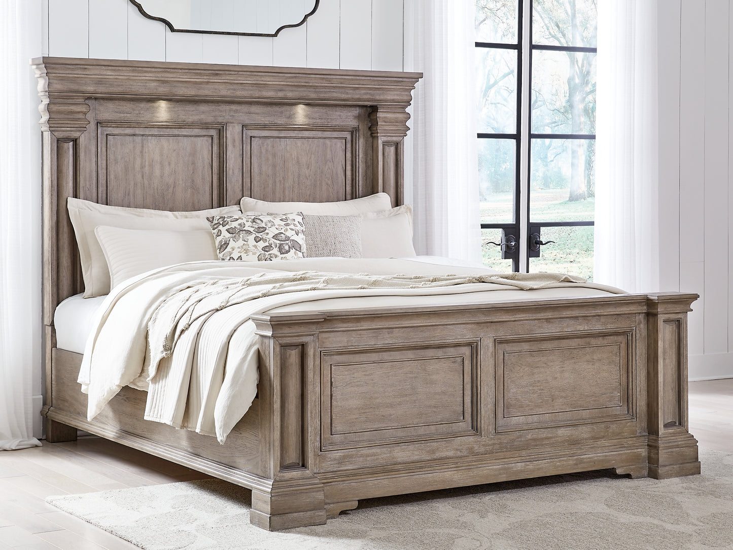 Blairhurst Queen Panel Bed with Mirrored Dresser