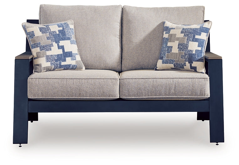 East Beach Loveseat w/Cushion