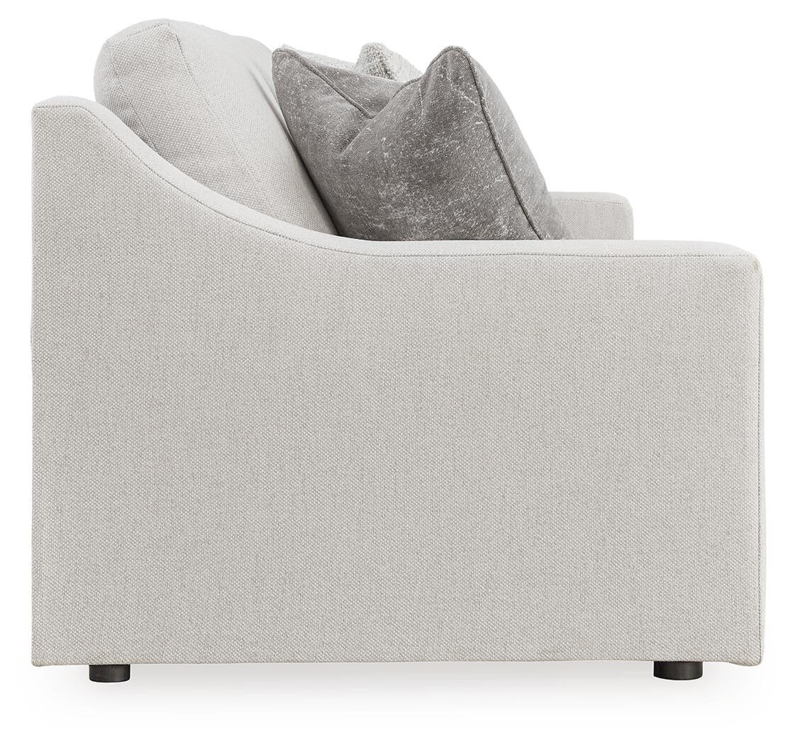 Maitelynn Sofa